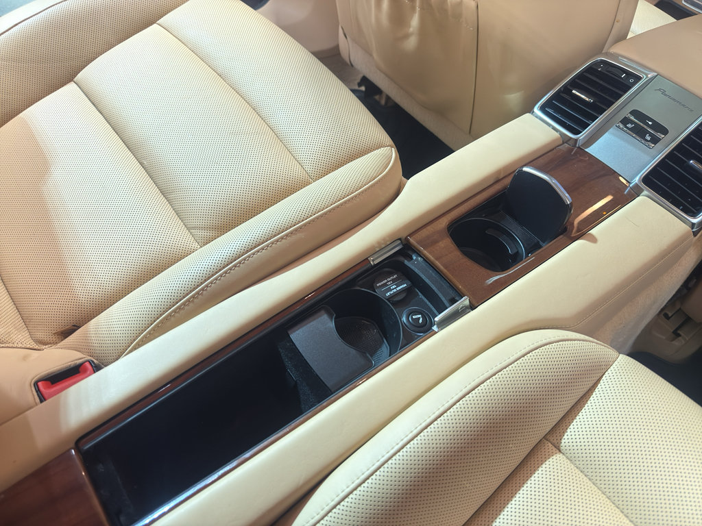 Used 2010 Porsche Panamera S RWD image 30