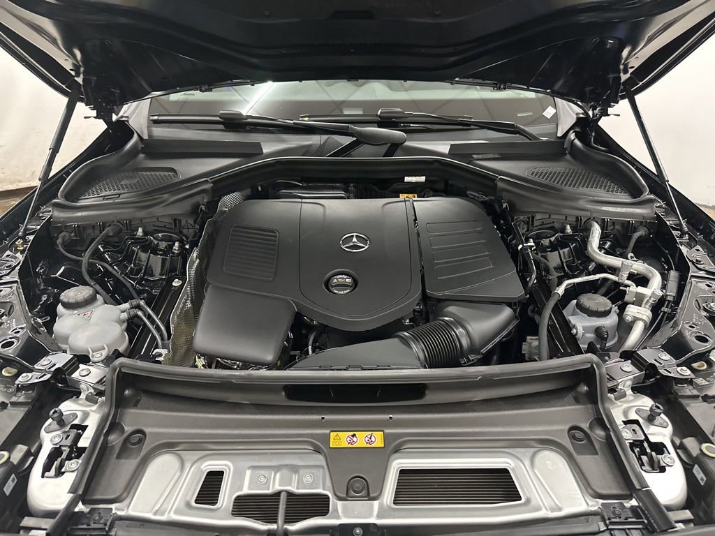 New 2026 Mercedes-Benz GLC 300 image 12