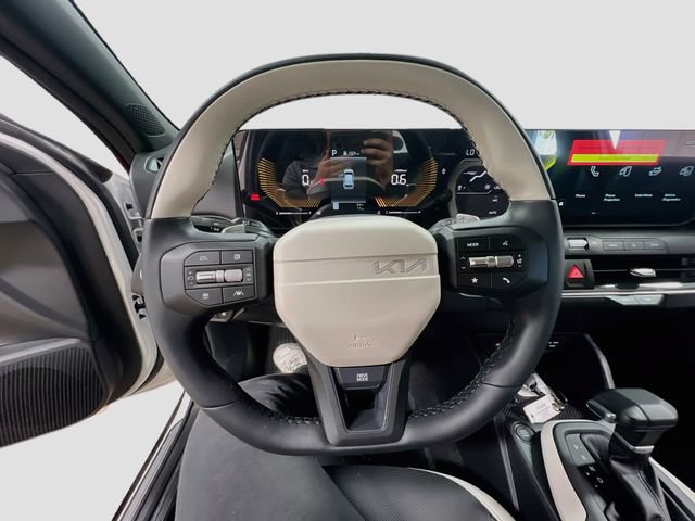 New 2026 Kia K4 GT-Line FWD image 11