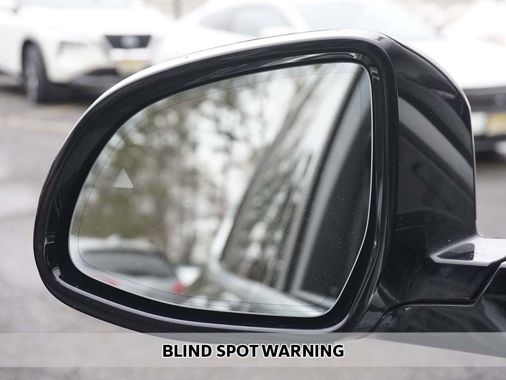 Used 2022 BMW X5 xDrive40i w/ Premium Package AWD/4WD image 7