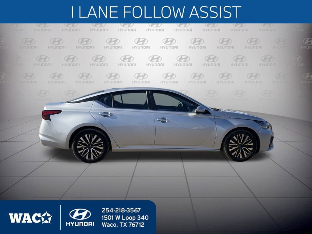 Used 2023 Nissan Altima 2.5 SV image 11