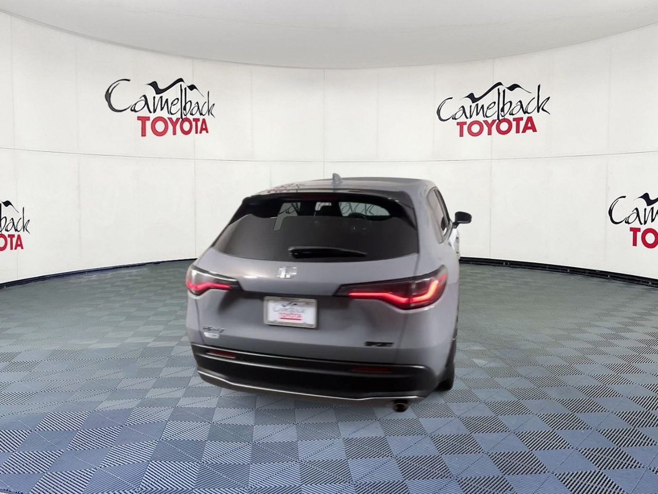 Used 2025 Honda HR-V Sport image 9