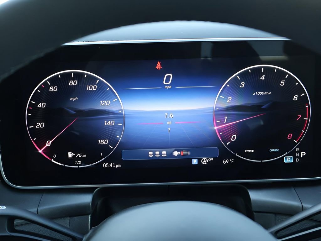 Certified 2025 Mercedes-Benz GLC 300 4MATIC image 29