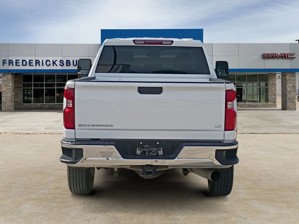 Used 2025 Chevrolet Silverado 2500 LT w/ Convenience Package AWD/4WD image 4