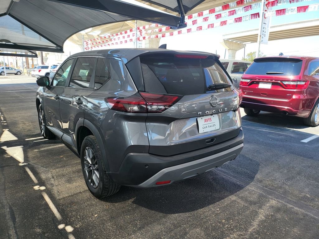 Used 2023 Nissan Rogue S image 13