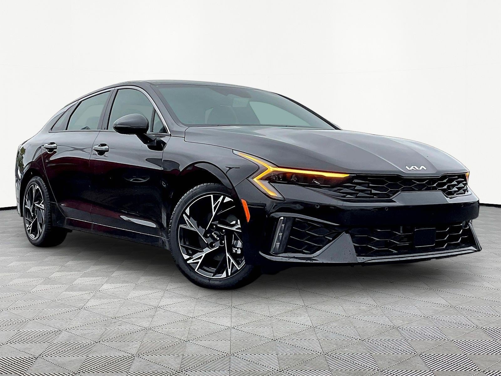 New 2026 Kia K5 GT-Line FWD image 3