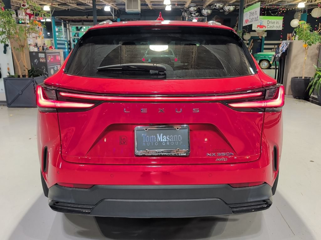 Used 2024 Lexus NX 350h AWD w/ Vision Package image 10