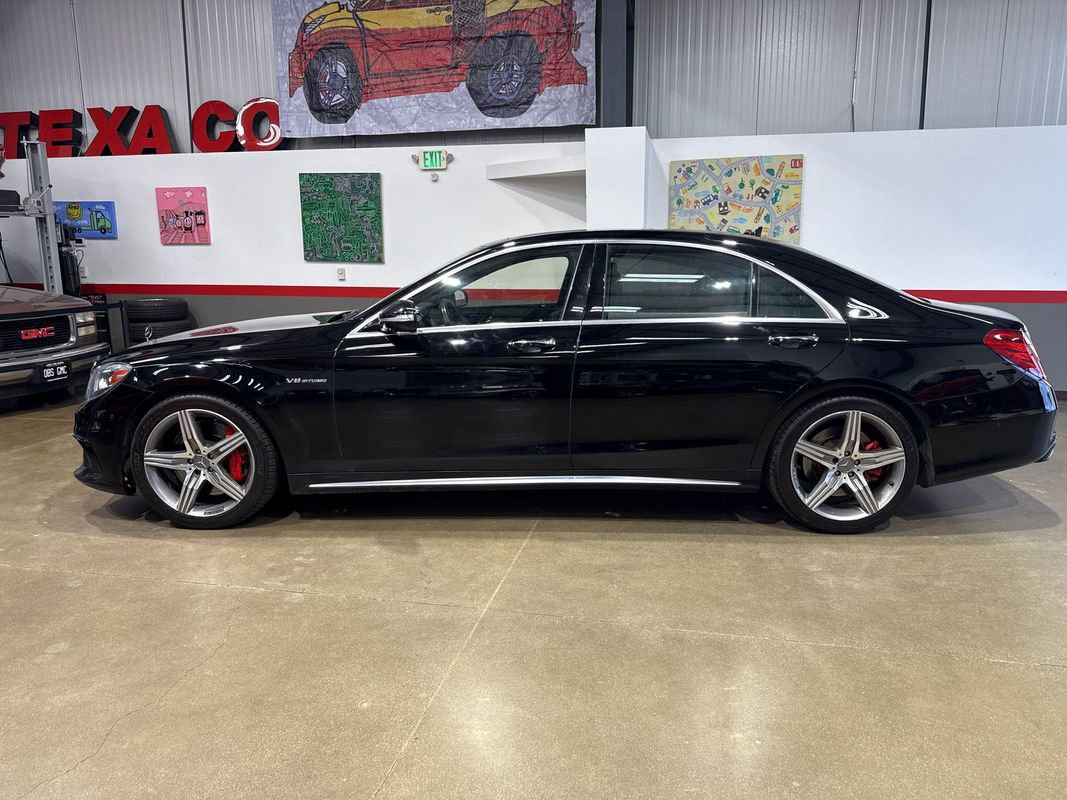 Used 2014 Mercedes-Benz S 63 AMG 4MATIC Sedan image 4
