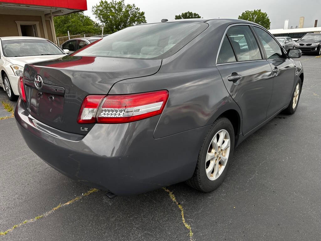 Used 2011 Toyota Camry LE w/ LE Extra-Value Pkg FWD image 7