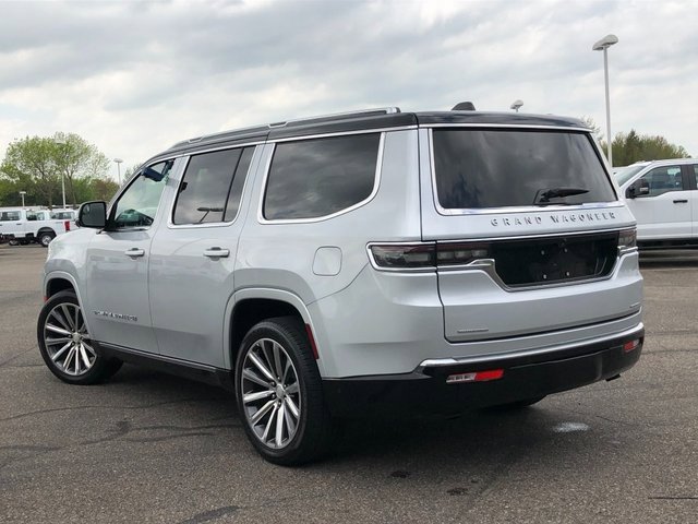 Used 2022 Jeep Grand Wagoneer Series II w/ Convenience Group III image 31