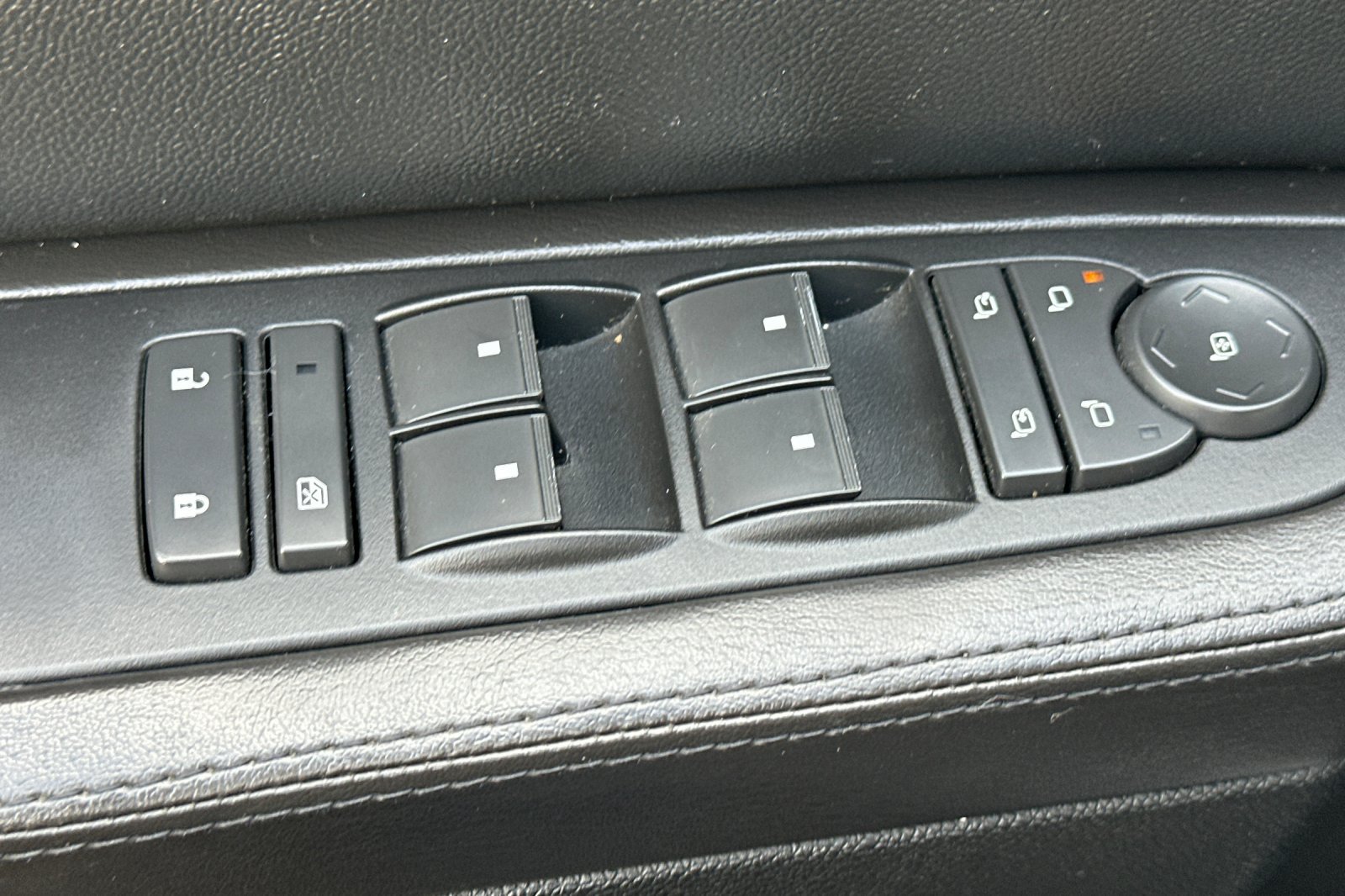 Used 2009 HUMMER H2 Luxury AWD/4WD image 12