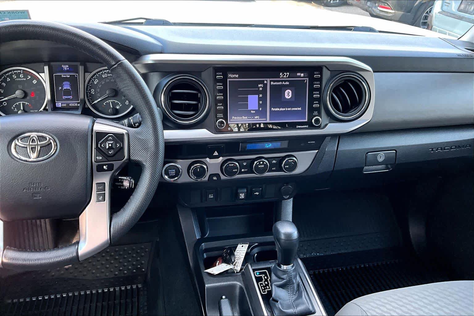 Used 2023 Toyota Tacoma SR5 AWD/4WD image 7