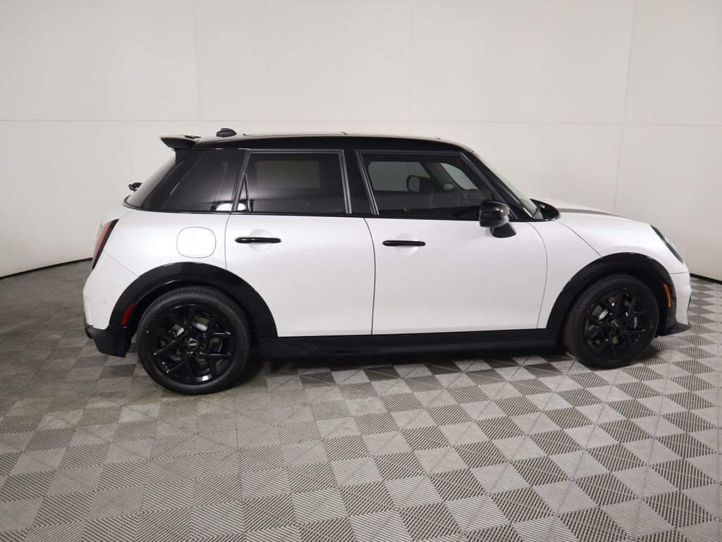 New 2026 MINI Cooper S image 4