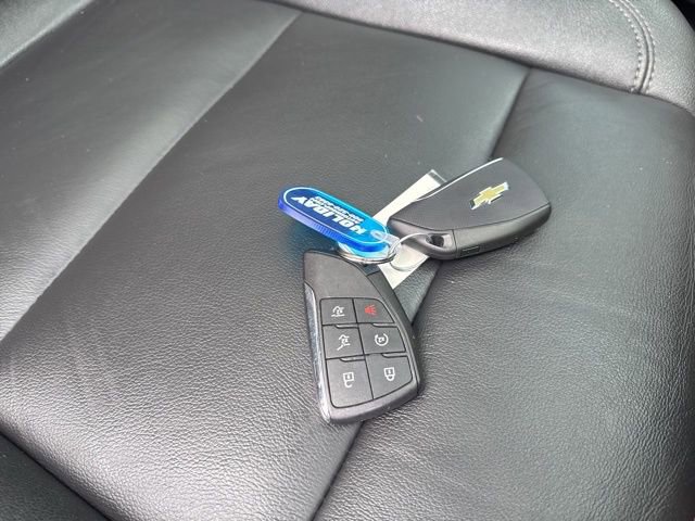 Used 2024 Chevrolet Tahoe Z71 w/ Luxury Package image 9