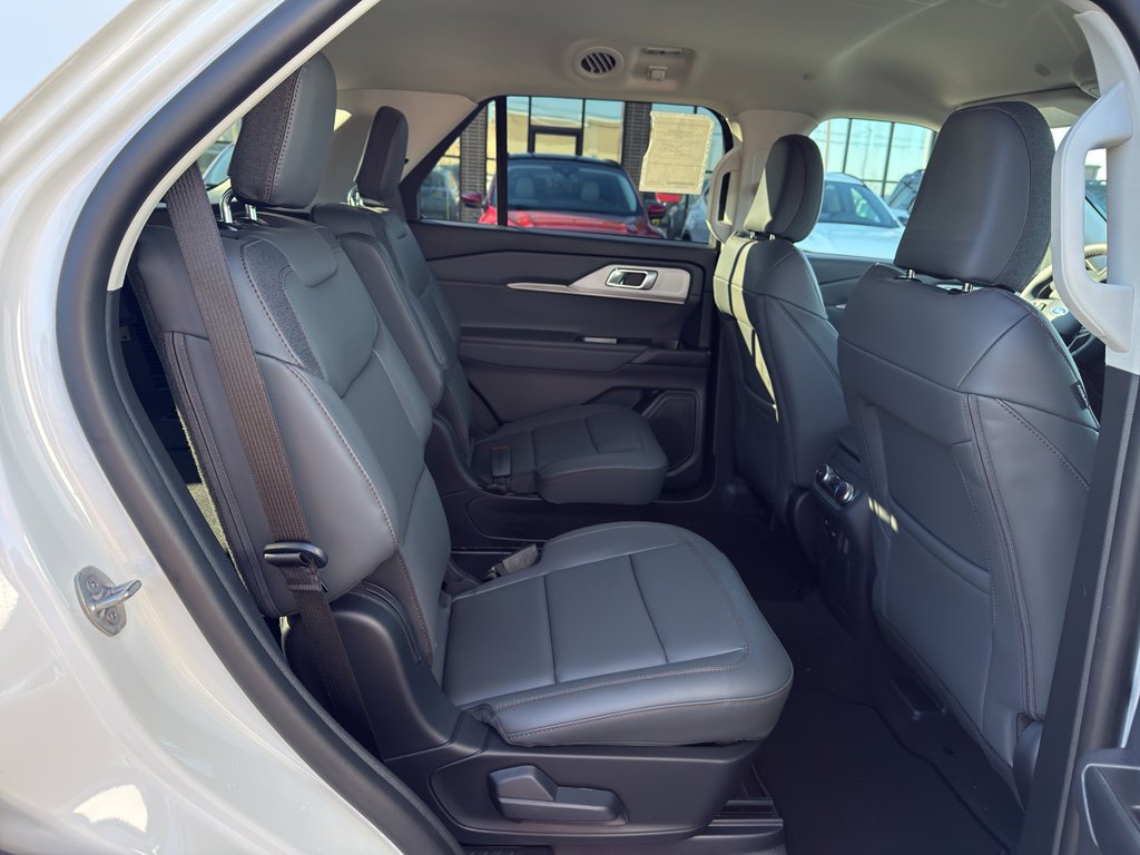 New 2026 Ford Explorer Active w/ Active Comfort Package image 29