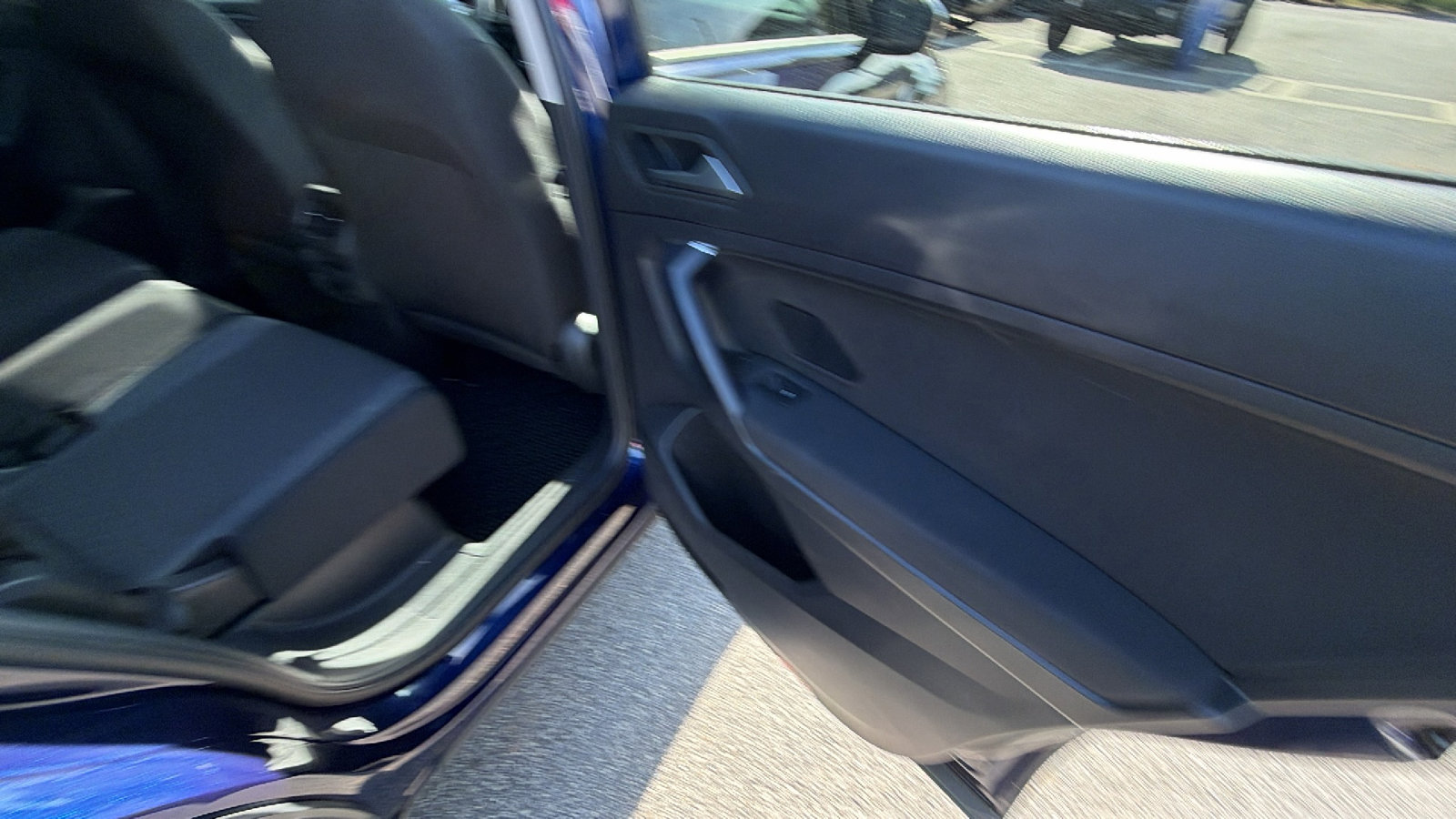 Used 2021 Volkswagen Tiguan S FWD image 21