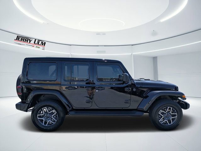 New 2026 Jeep Wrangler Unlimited Sahara AWD/4WD image 2