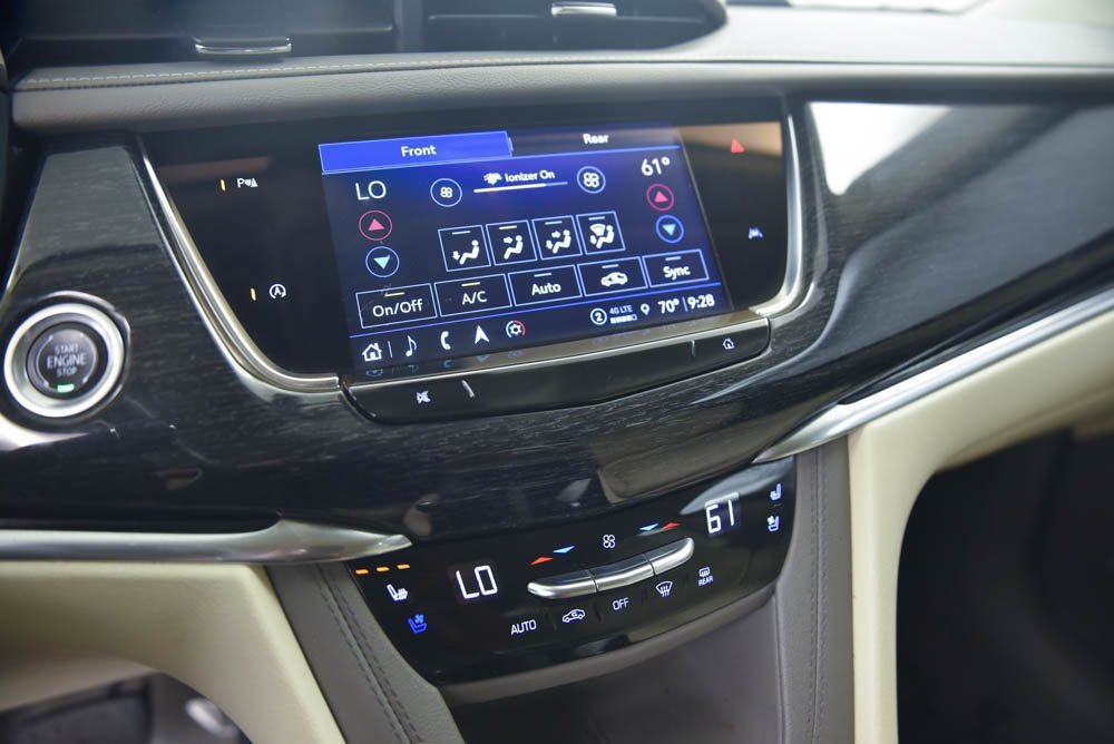 Used 2022 Cadillac XT6 Premium Luxury image 21