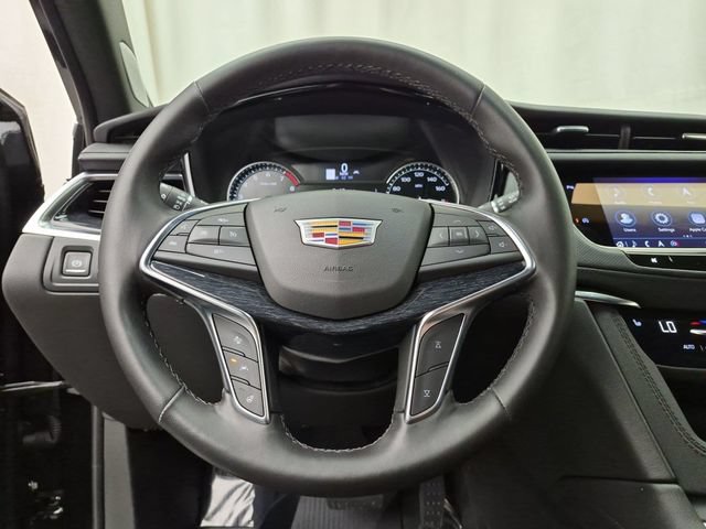 Certified 2023 Cadillac XT5 Premium Luxury w/ LPO, Floor Liner Package AWD/4WD image 10
