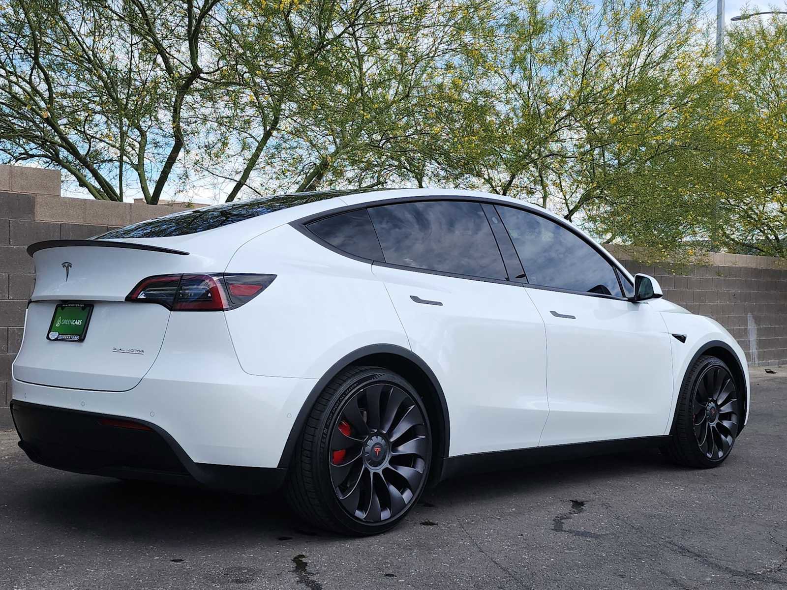 Used 2021 Tesla Model Y Performance image 9