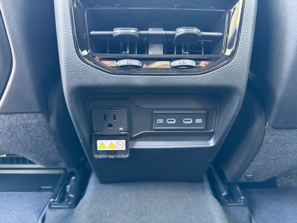 New 2026 Jeep Grand Cherokee Altitude AWD/4WD image 18