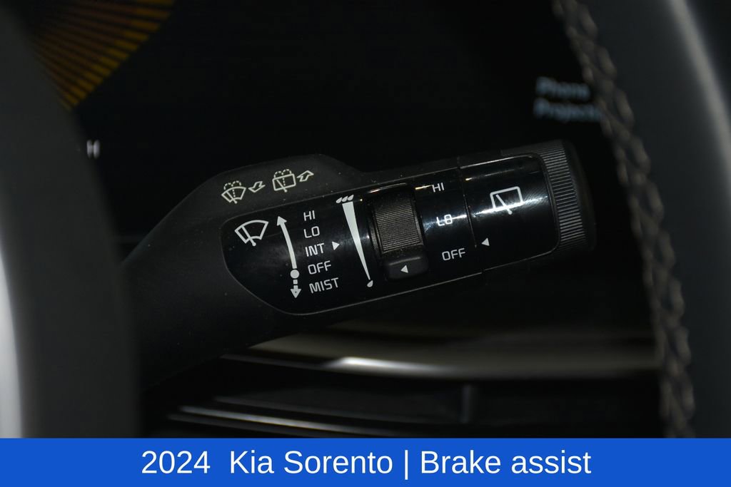 Used 2024 Kia Sorento S FWD image 12