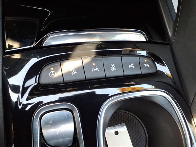 Used 2023 Buick Envision Avenir image 22