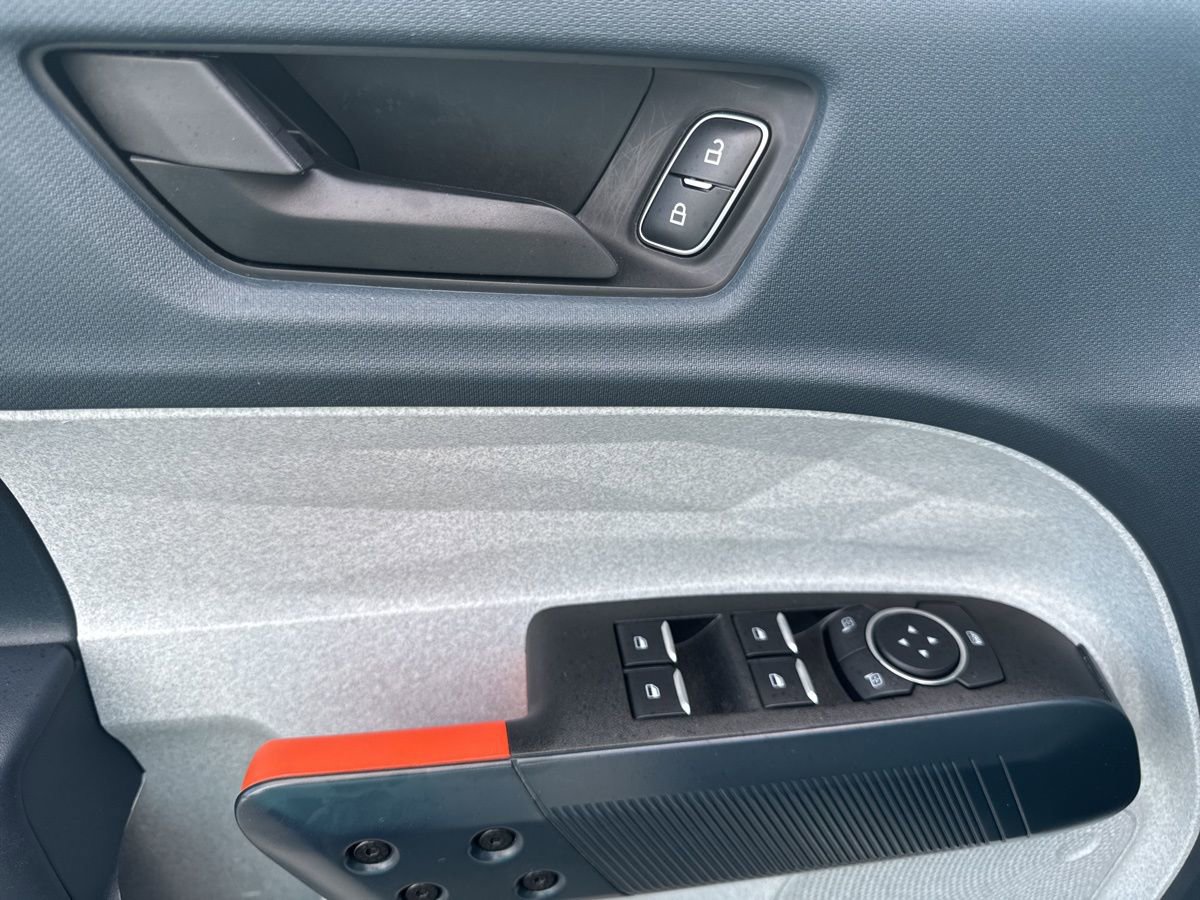 Used 2024 Ford Maverick XLT FWD image 15