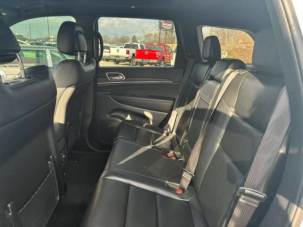 Used 2022 Jeep Grand Cherokee Limited w/ Tech Group image 13