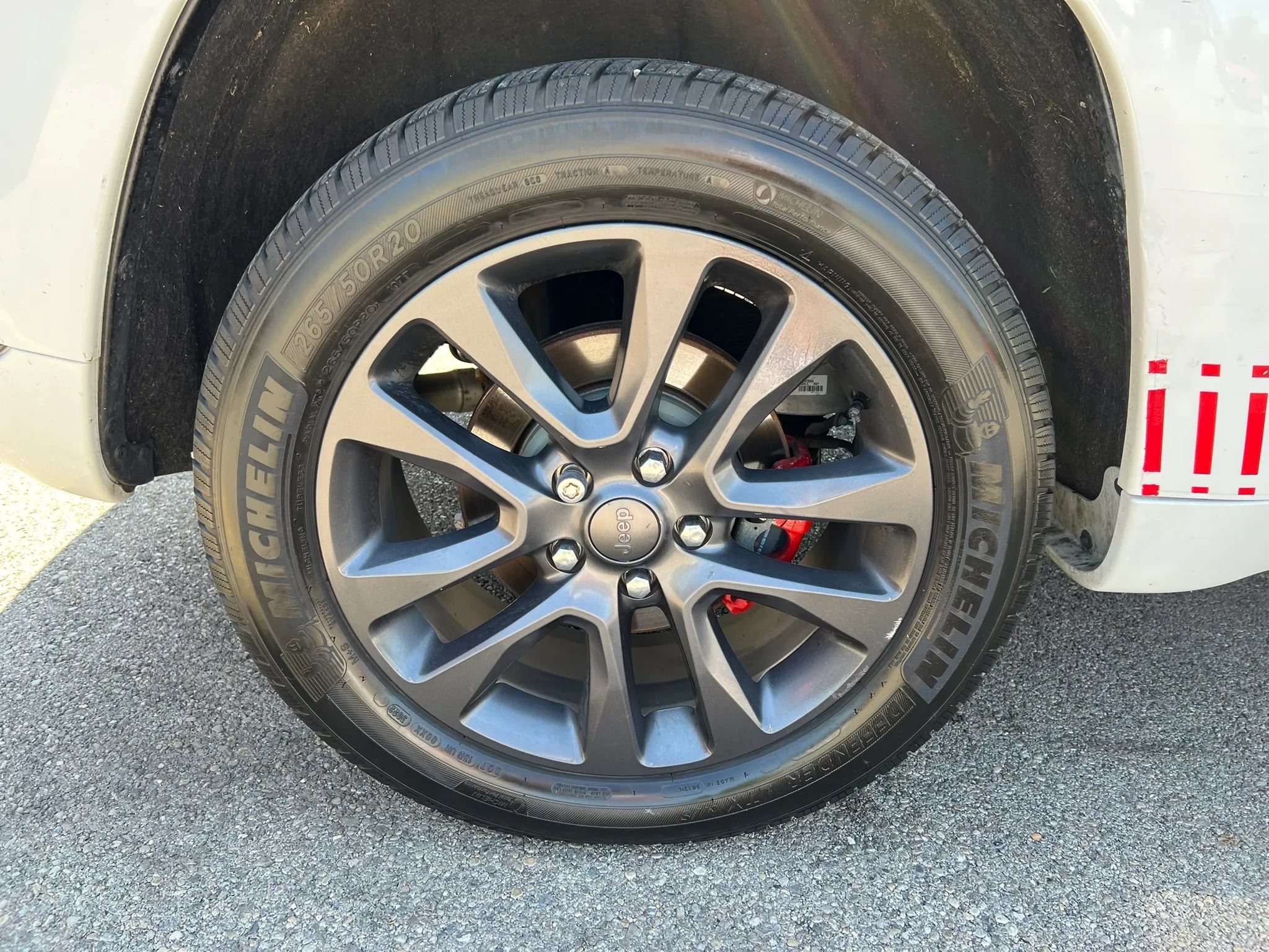 Used 2018 Jeep Grand Cherokee High Altitude AWD/4WD image 11
