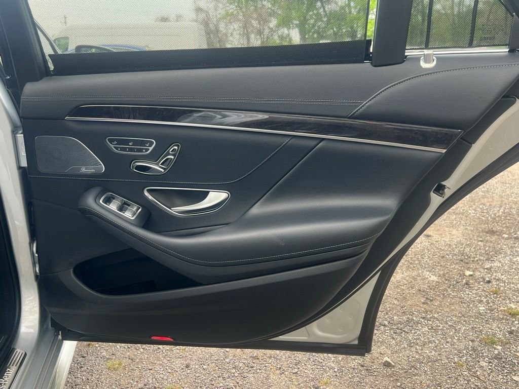 Used 2017 Mercedes-Benz S 550 4MATIC Sedan w/ Sport Package image 16