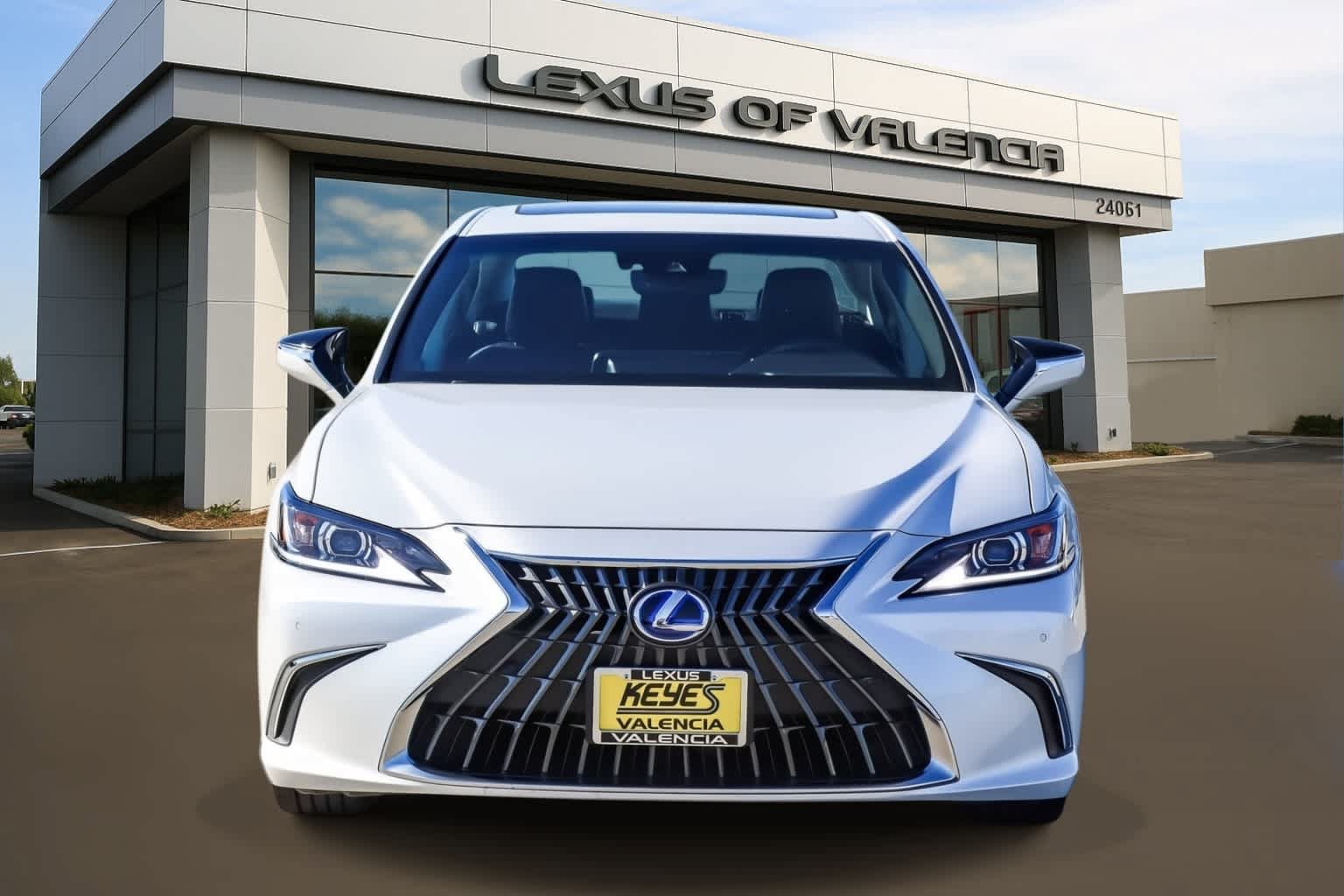 Used 2022 Lexus ES 300h w/ Premium Package FWD image 6