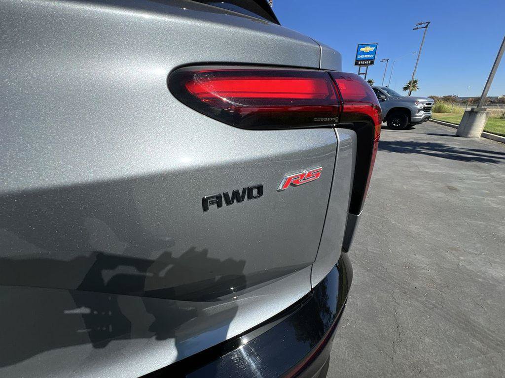 Certified 2024 Chevrolet Blazer EV RS AWD/4WD image 33