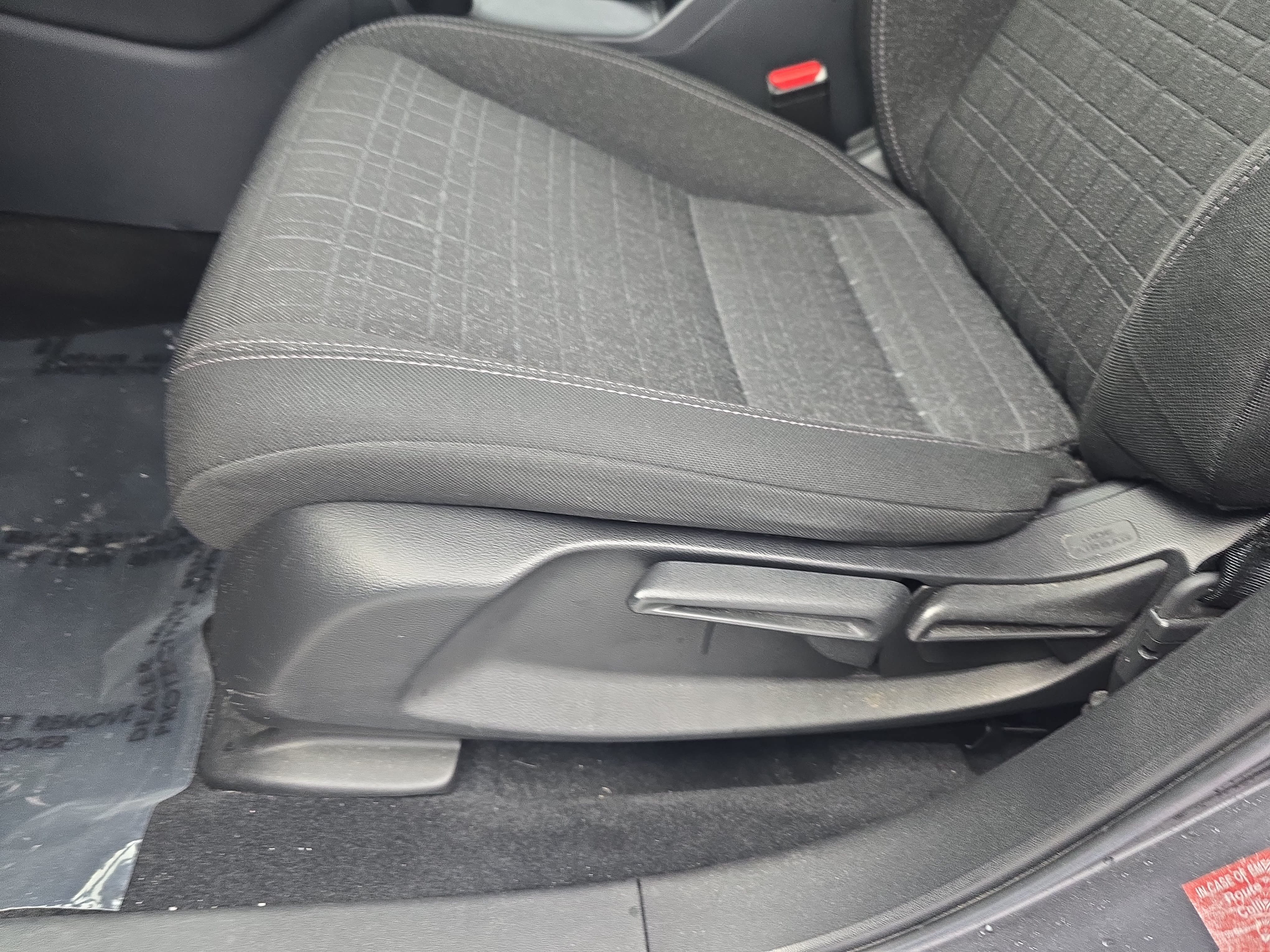 Used 2024 Honda HR-V LX image 28
