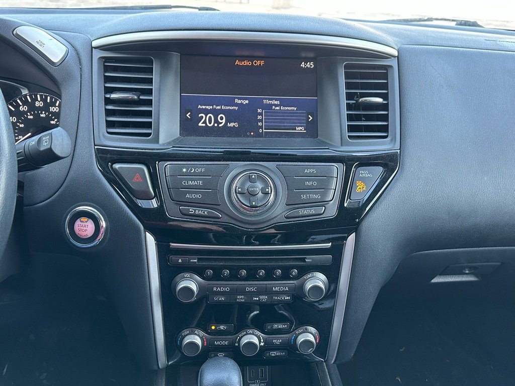 Used 2020 Nissan Pathfinder SV image 32