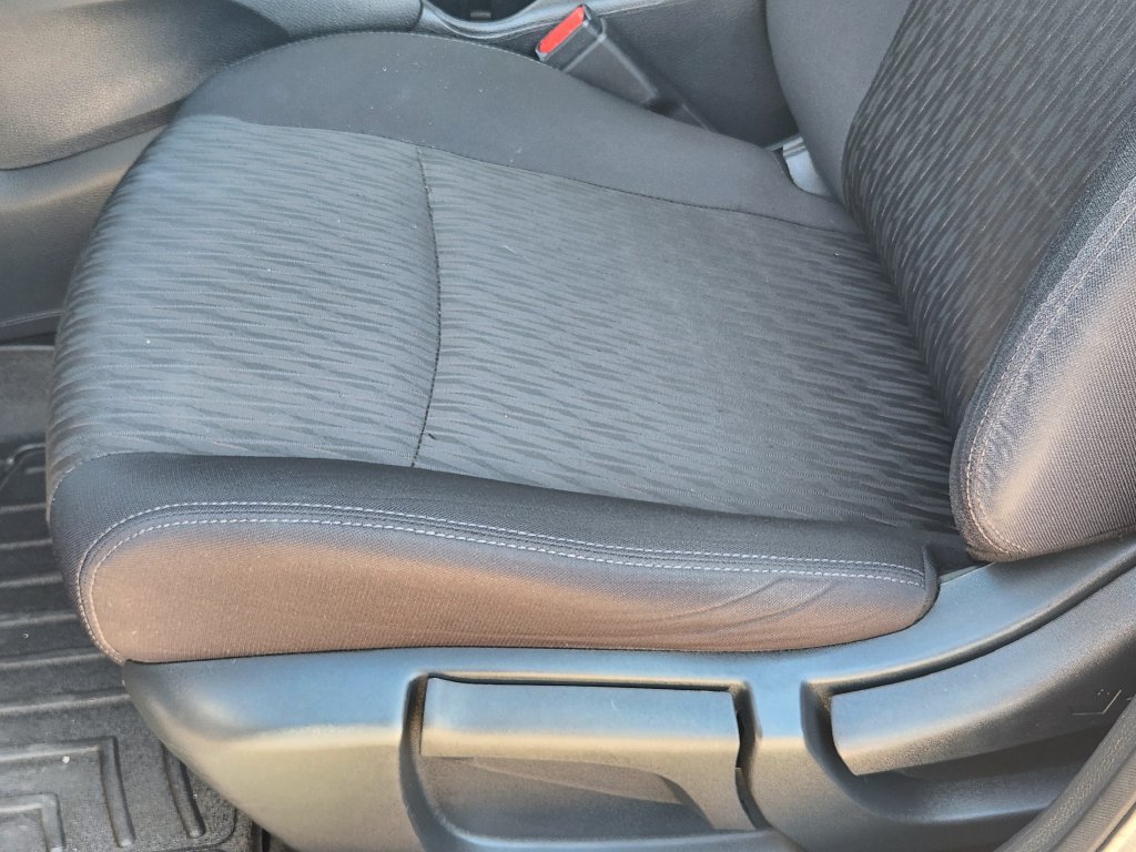 Used 2019 Nissan Rogue S w/ Special Edition Package FWD image 27