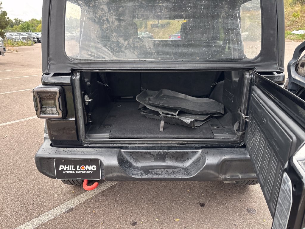 Used 2018 Jeep Wrangler Unlimited Sport AWD/4WD image 13
