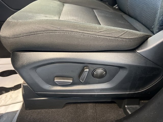 Used 2024 Ford Explorer XLT w/ Class IV Trailer Tow Package image 19