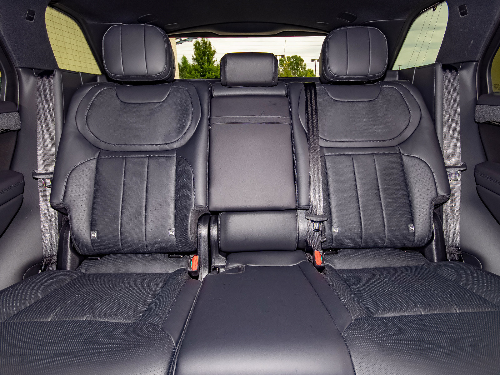 New 2026 Land Rover Range Rover Sport Dynamic SE AWD/4WD image 46