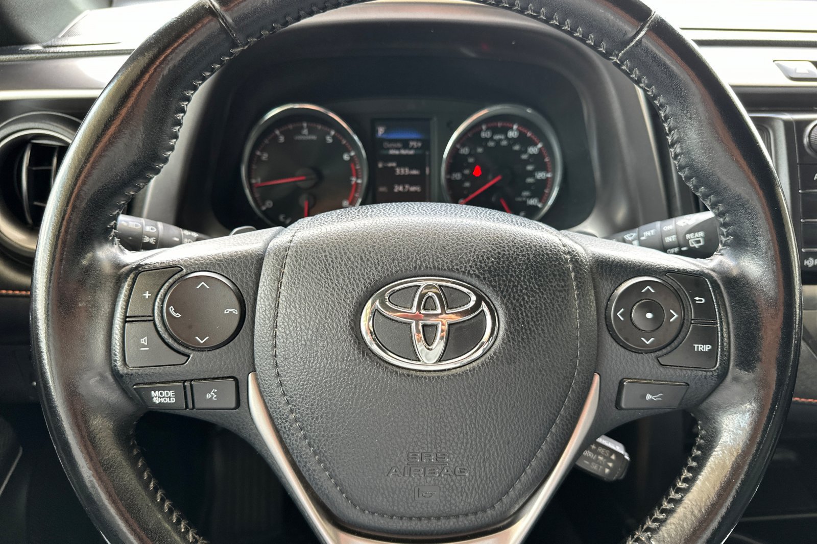Used 2018 Toyota RAV4 SE w/ Power Extra Value Package AWD/4WD image 23