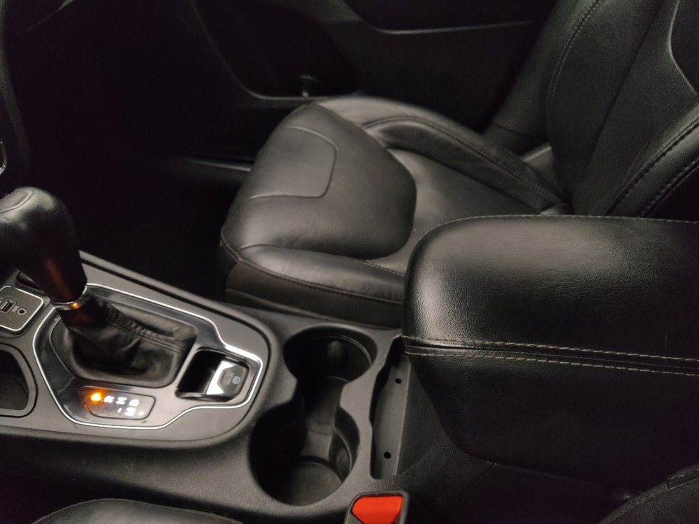 Used 2020 Jeep Cherokee Limited w/ Advanced Safety Group FWD image 26
