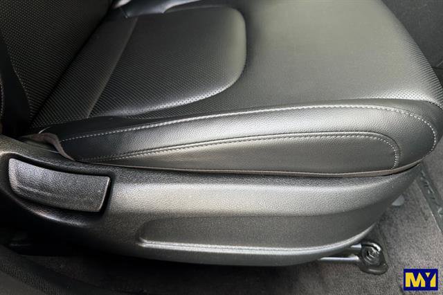 Used 2024 Kia Sportage EX image 23