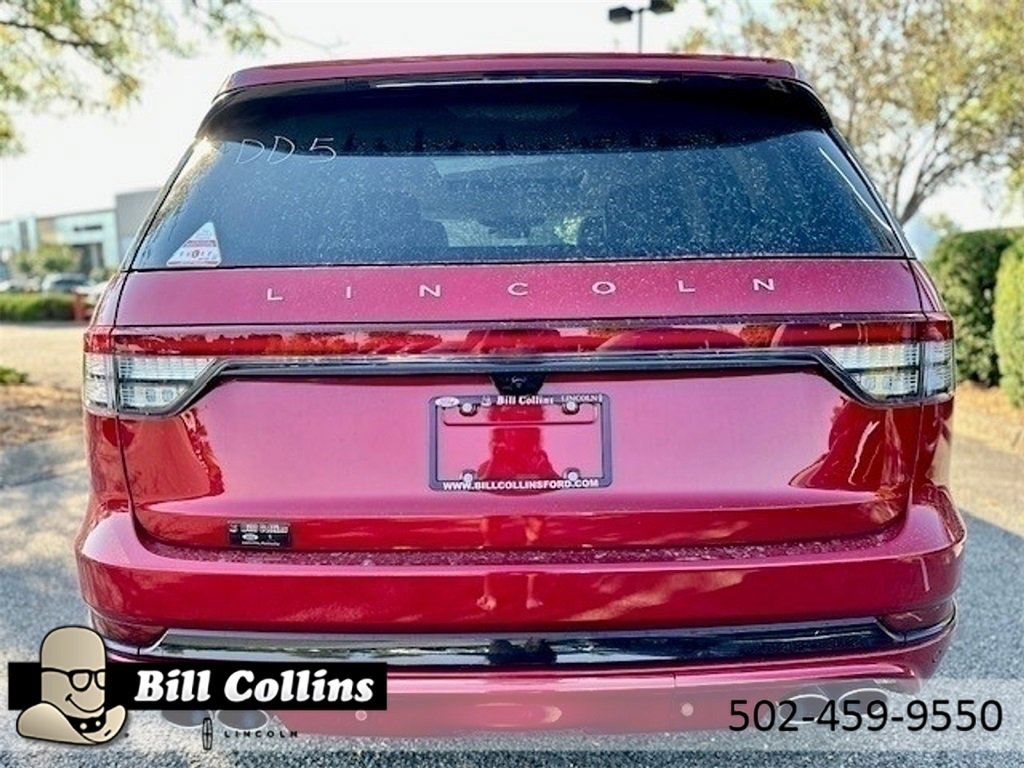 New 2025 Lincoln Aviator AWD w/ Jet Appearance Package image 6