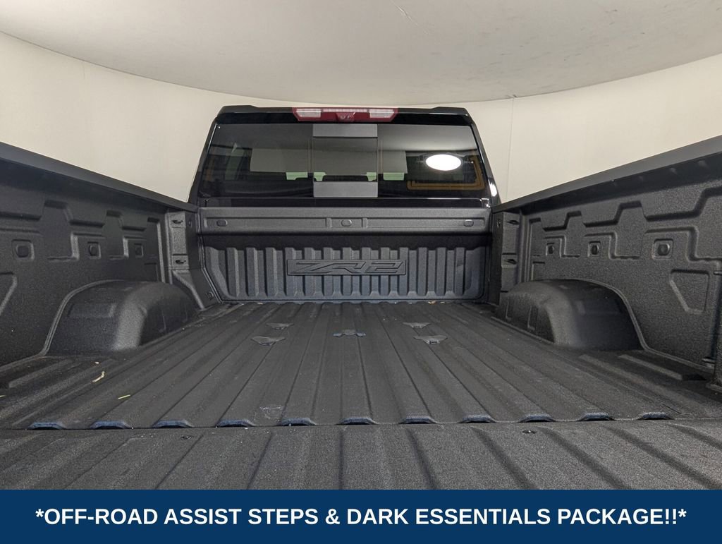 Used 2024 Chevrolet Silverado 2500 ZR2 w/ Technology Package image 26