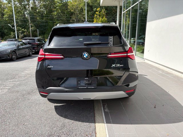 New 2026 BMW X3 xDrive30i w/ Premium Package AWD/4WD image 8