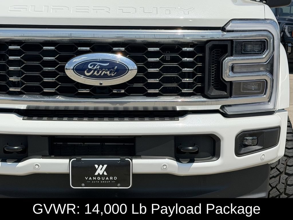 Used 2025 Ford F450 Platinum w/ FX4 Off-Road Package AWD/4WD image 4