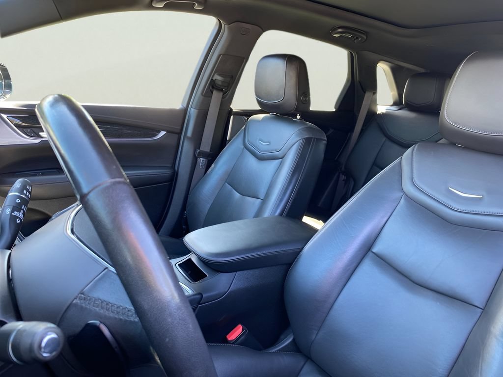 Used 2021 Cadillac XT5 Premium Luxury AWD/4WD image 12