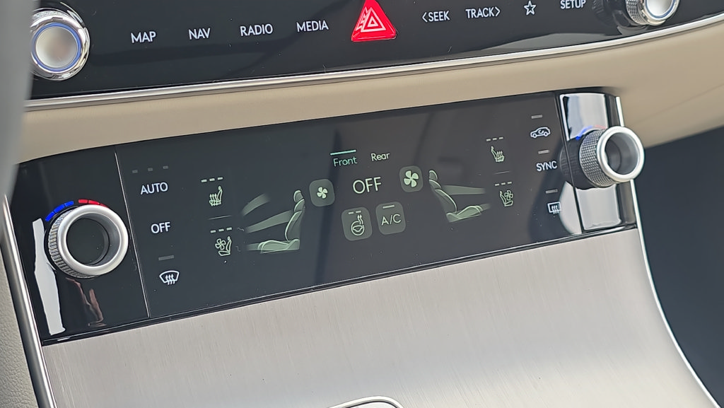 New 2027 Genesis GV70 2.5T Advanced AWD/4WD image 23