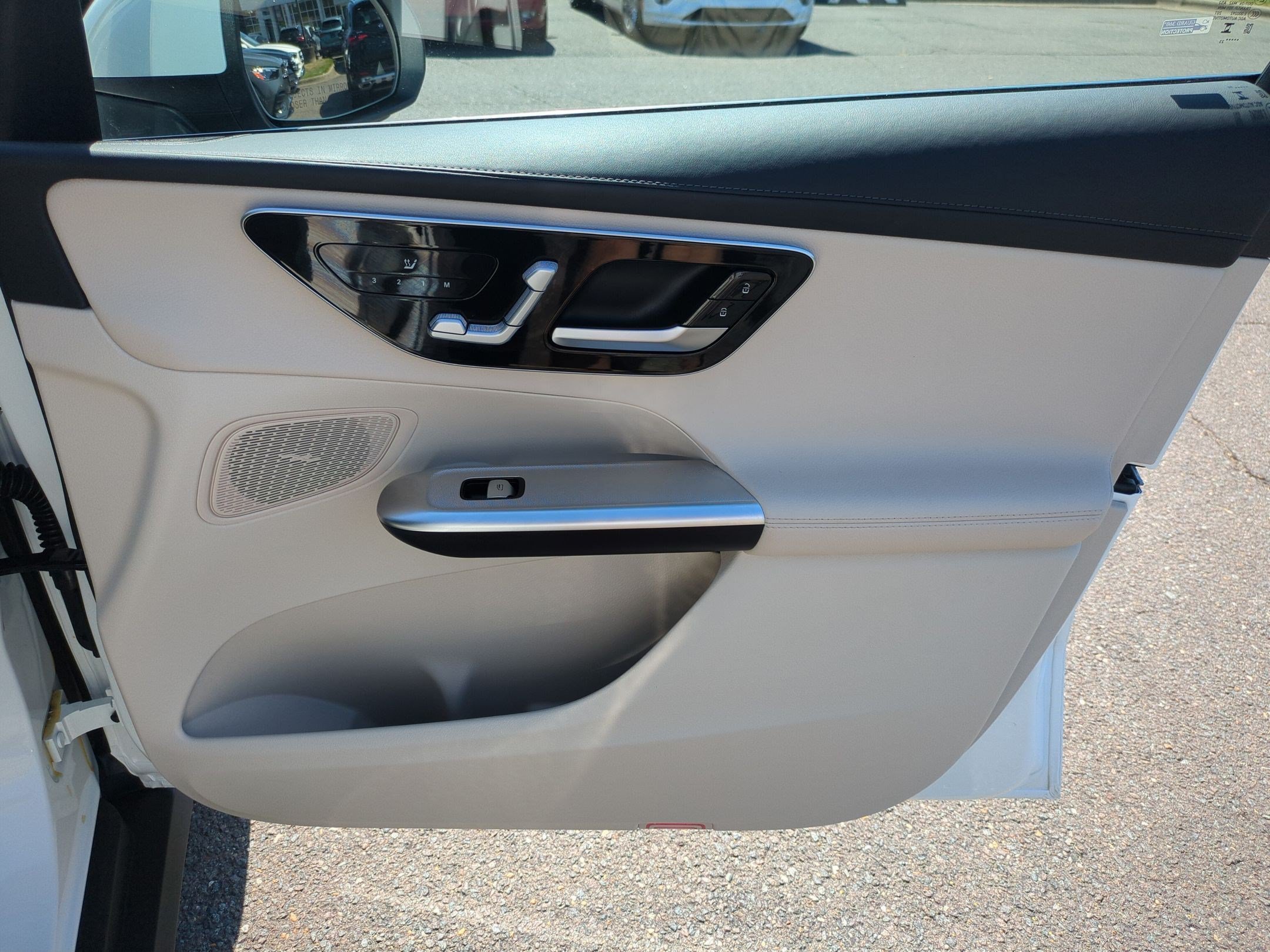 Certified 2023 Mercedes-Benz GLC 300 4MATIC image 34