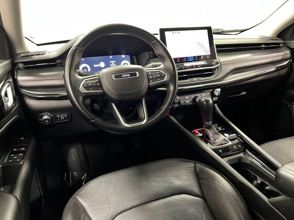 Used 2022 Jeep Compass Trailhawk w/ Trailhawk Elite Group AWD/4WD image 14